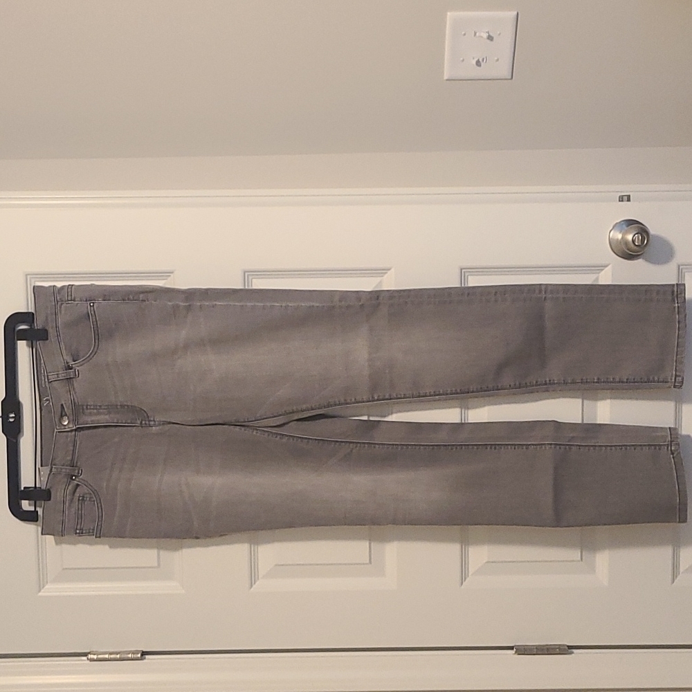𝅺nwt NY & Co Grey Jeans Skinny sz 8